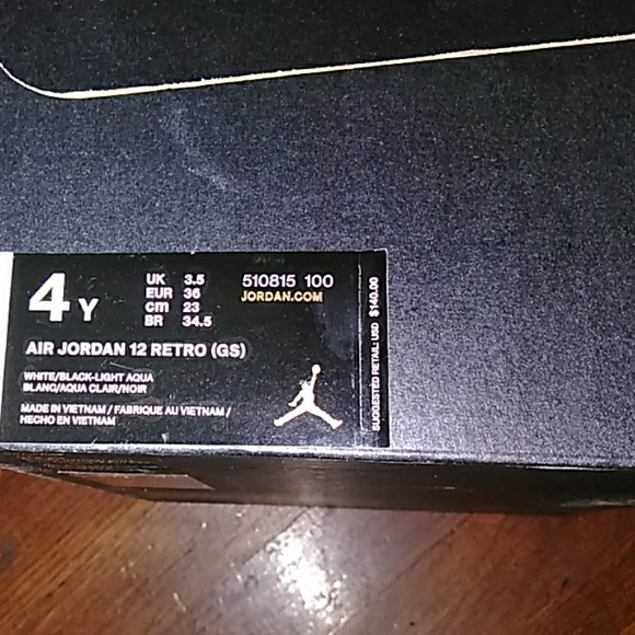 Air Jordan 12 Retro(GS) - Picture 4 of 5
